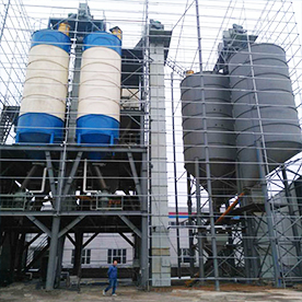 斗式提升機(jī)作業(yè)現(xiàn)場(chǎng)