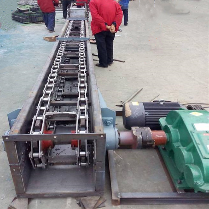 刮板輸送機(jī)工作時(shí)的注意事項(xiàng)